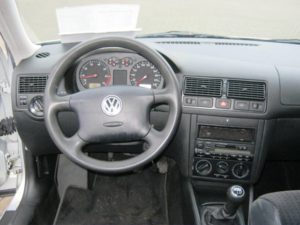 VW Golf IV - Autohaus Riedel